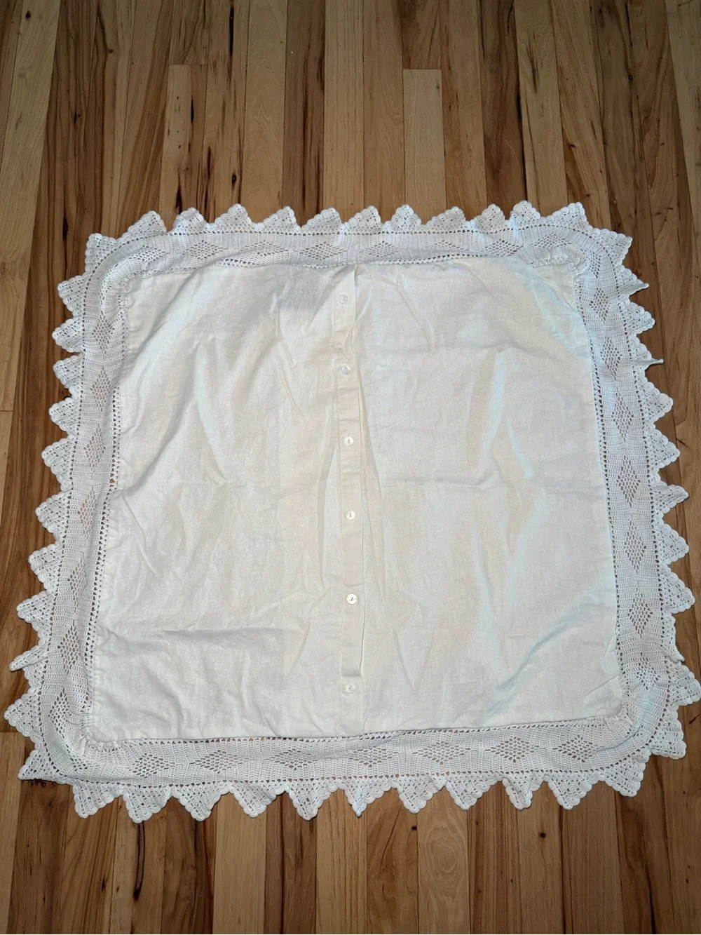 Ralph Lauren Cotton-Blend Euro Crochet Trim Pillow Sham (1)